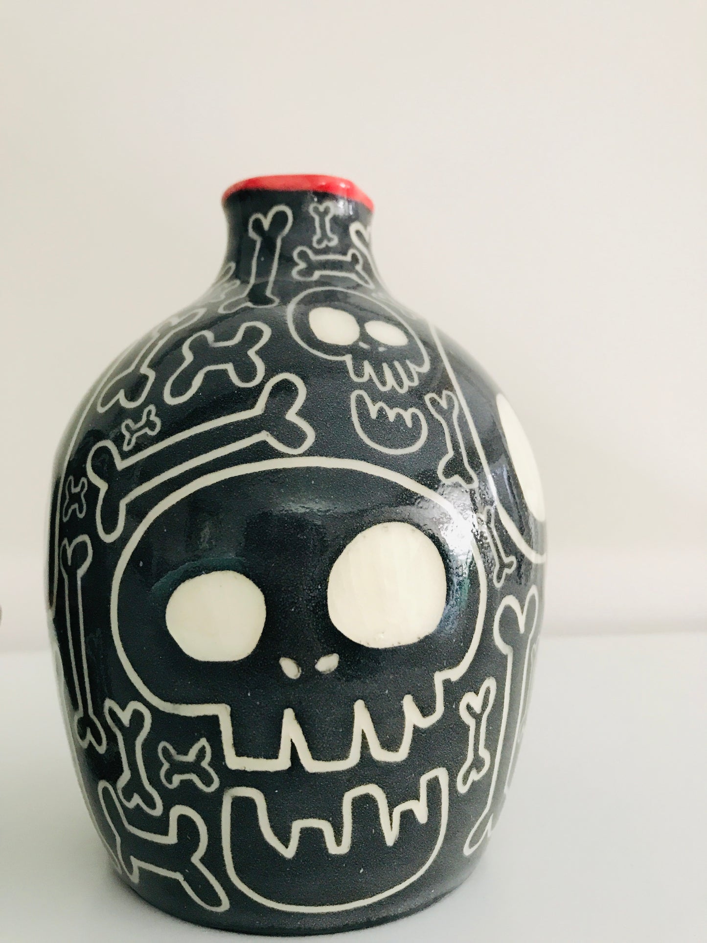 Skull & Bones Drinking Set A