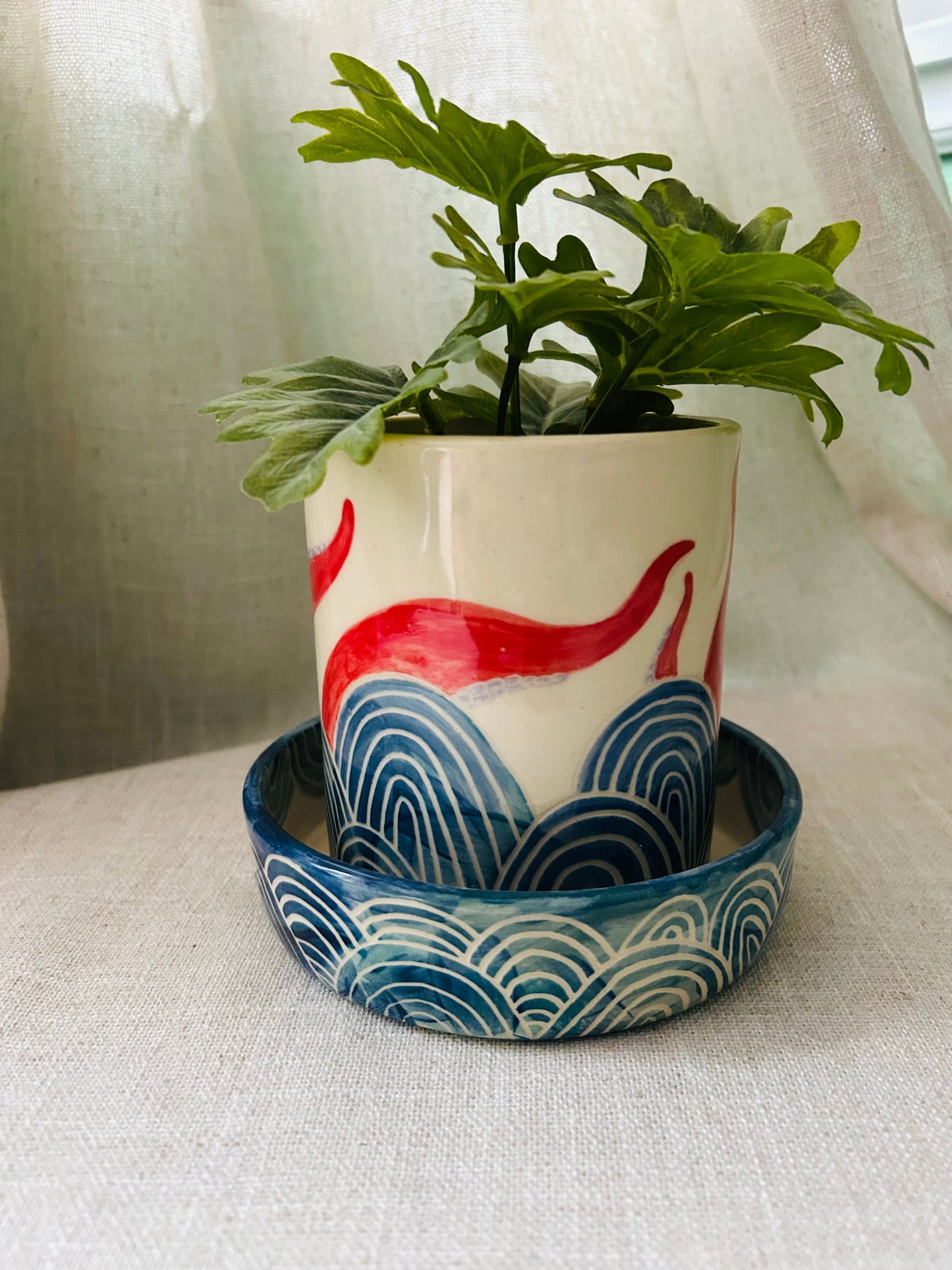 Sealife Planter: Red Tentacles