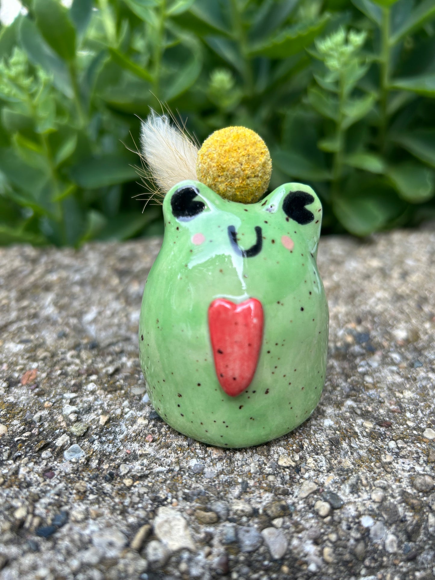 Frog Bud Flower Holder- Hearts