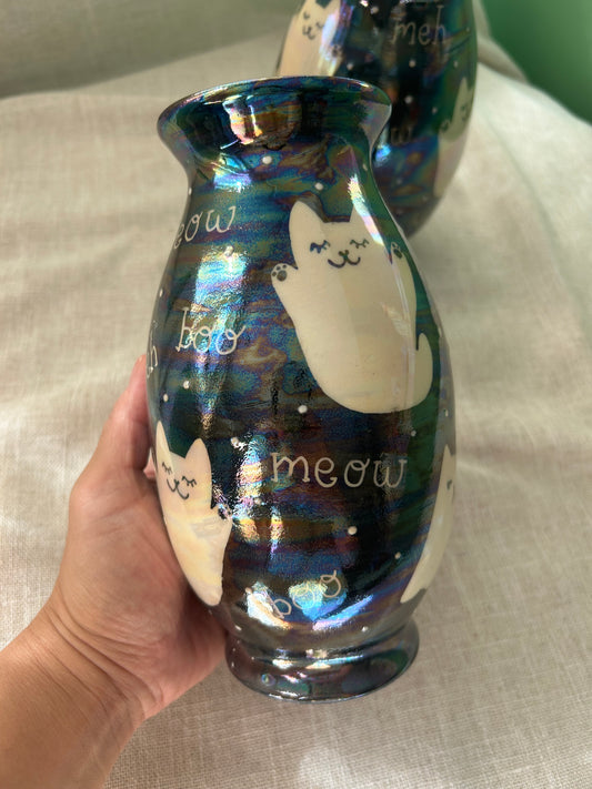 Ghost Kitty Vase