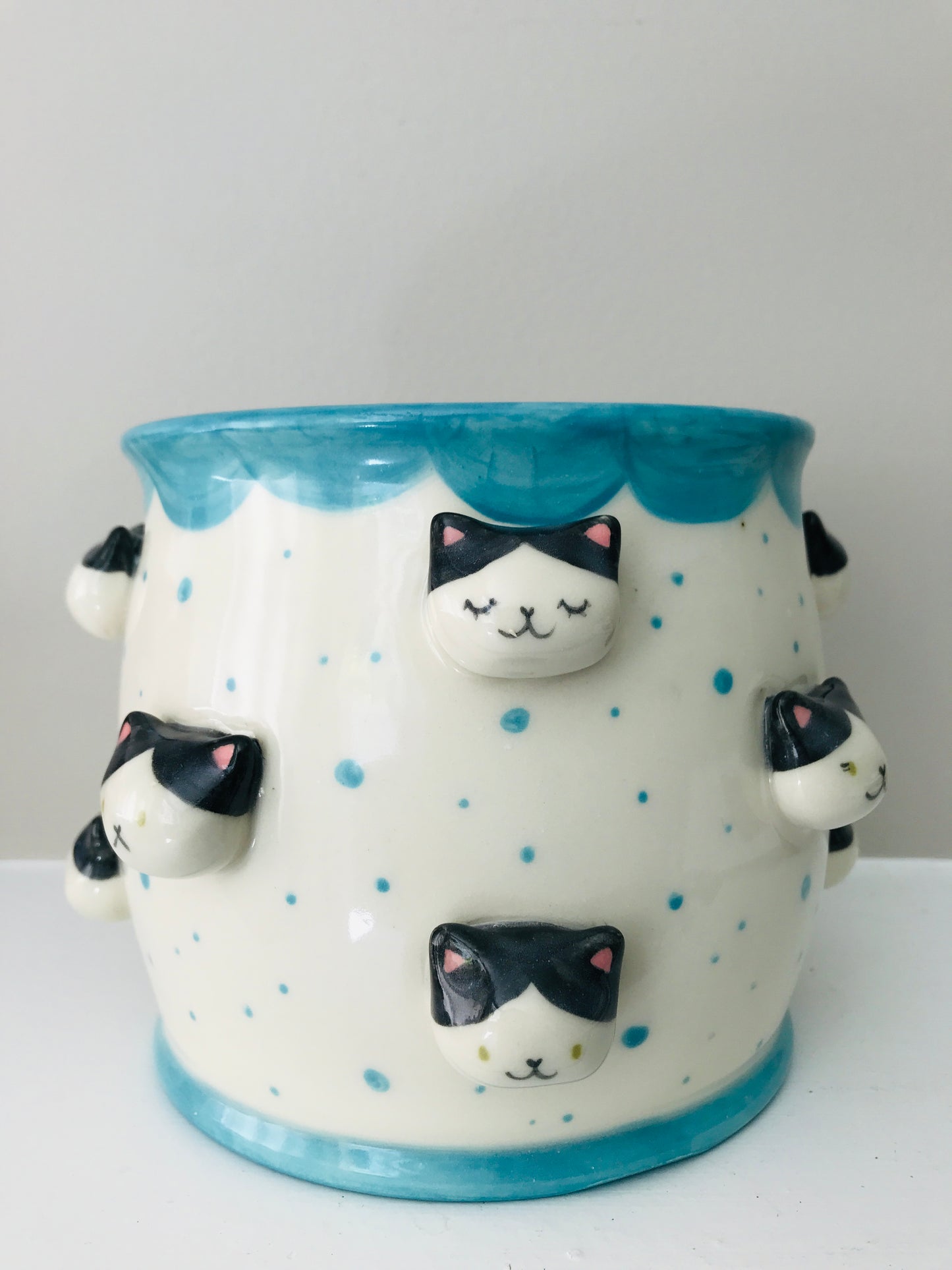 Cat Utensil Holder - Black Tux Blue