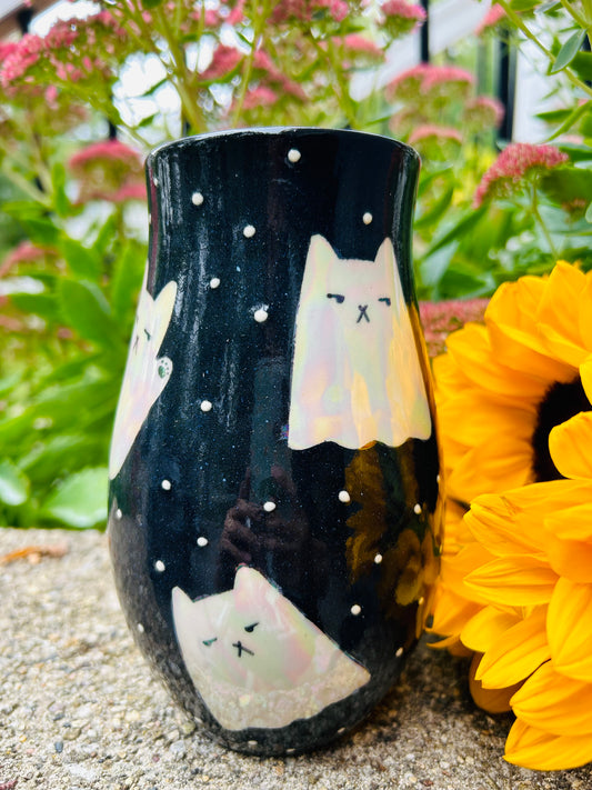 Ghost Kitty Vase