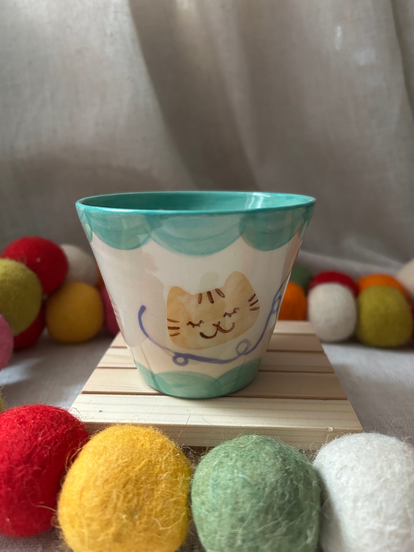 Cat Cup: Yarn Jade