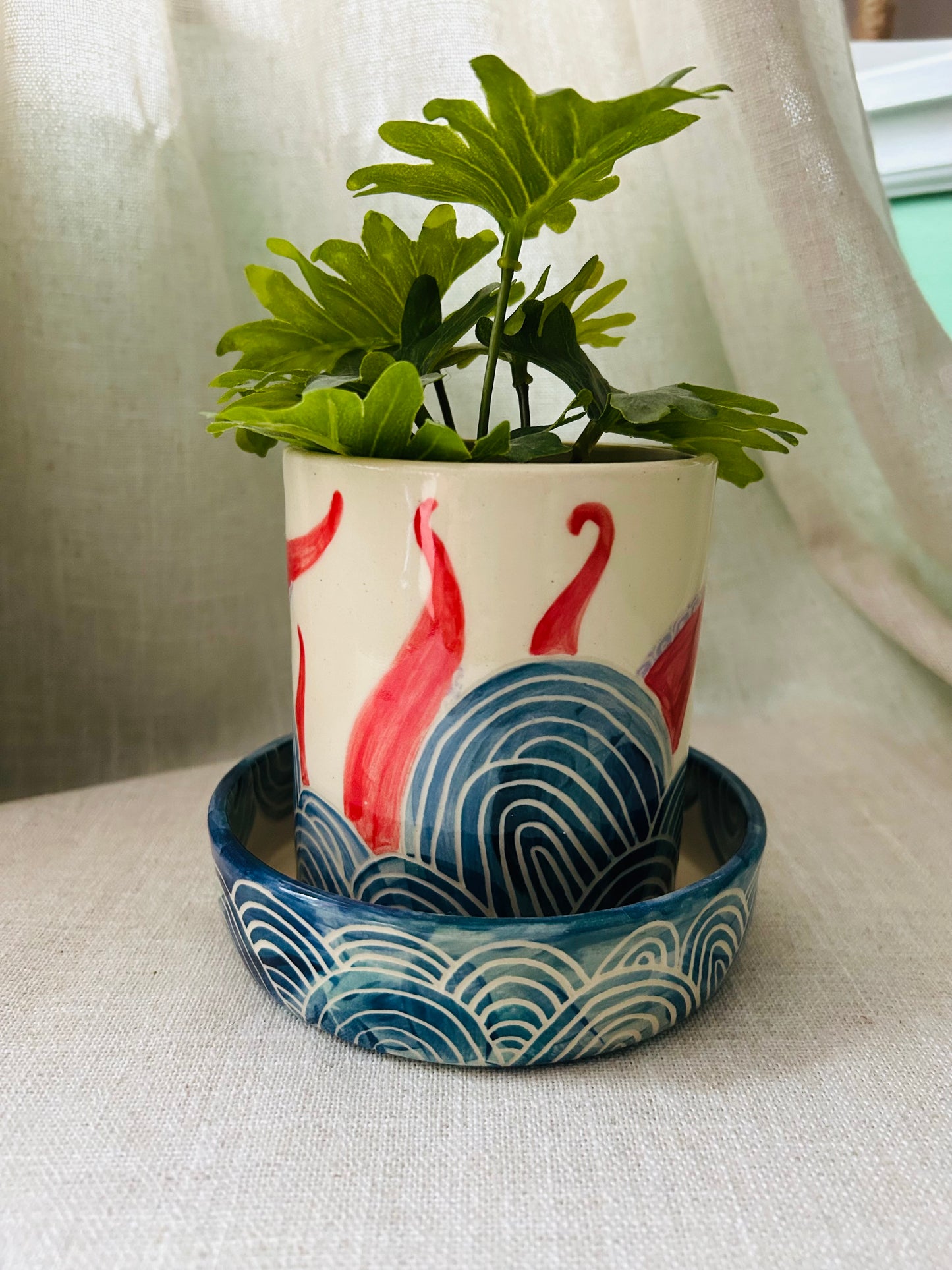 Sealife Planter: Red Tentacles
