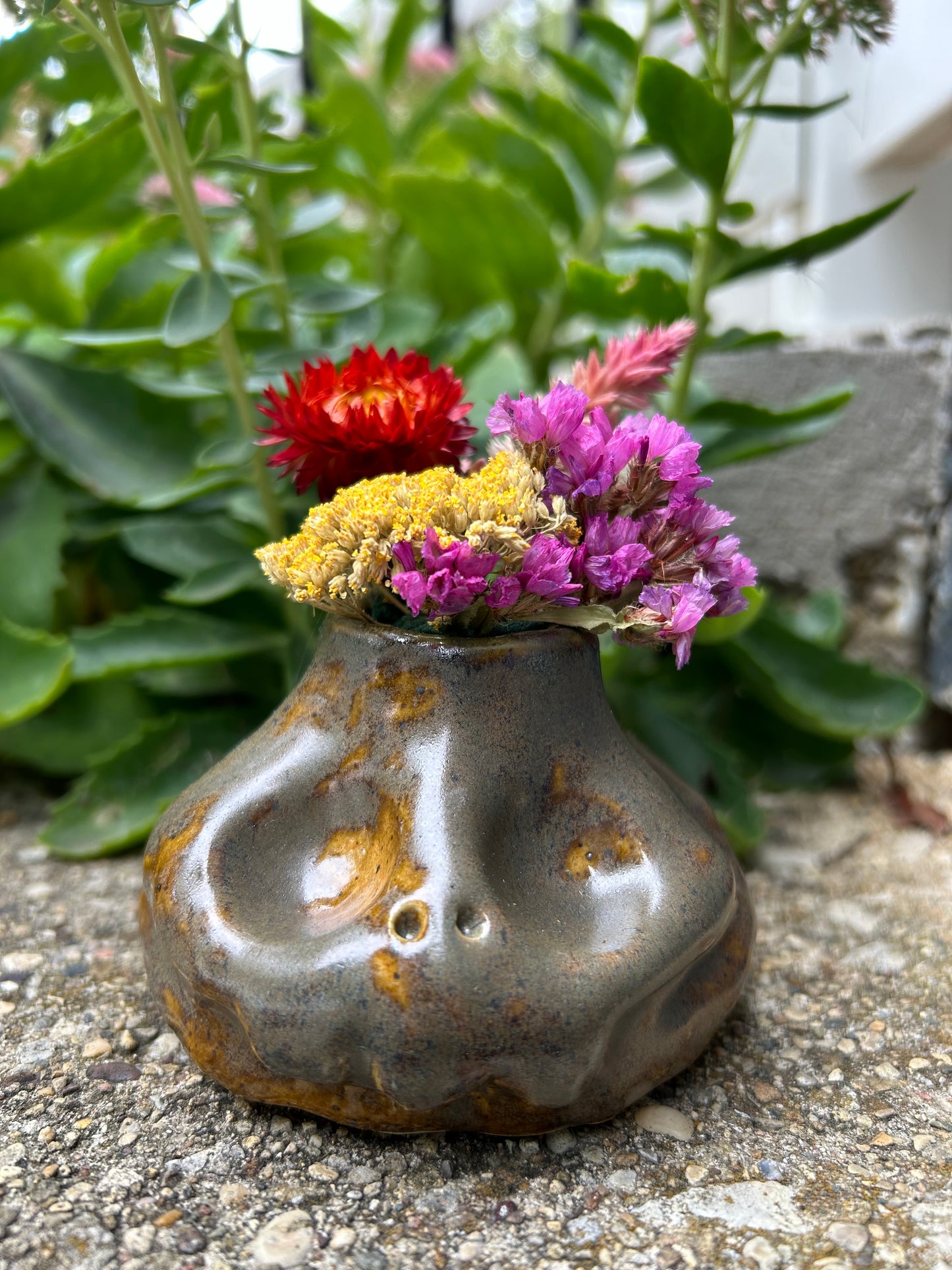 Skull mini vase - ashes to ashes