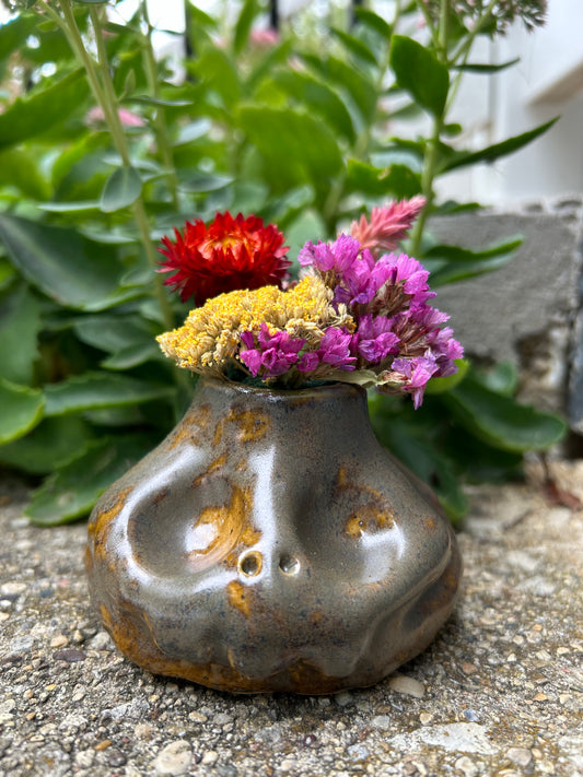 Skull mini vase - ashes to ashes