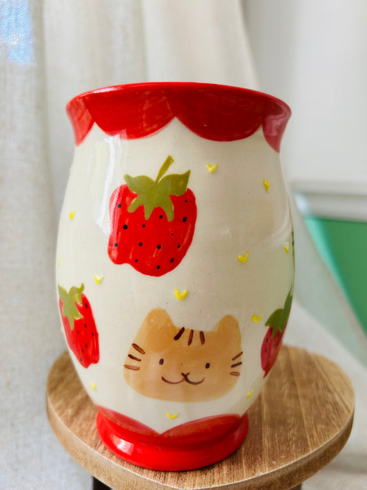 Cat Vase- Strawberry