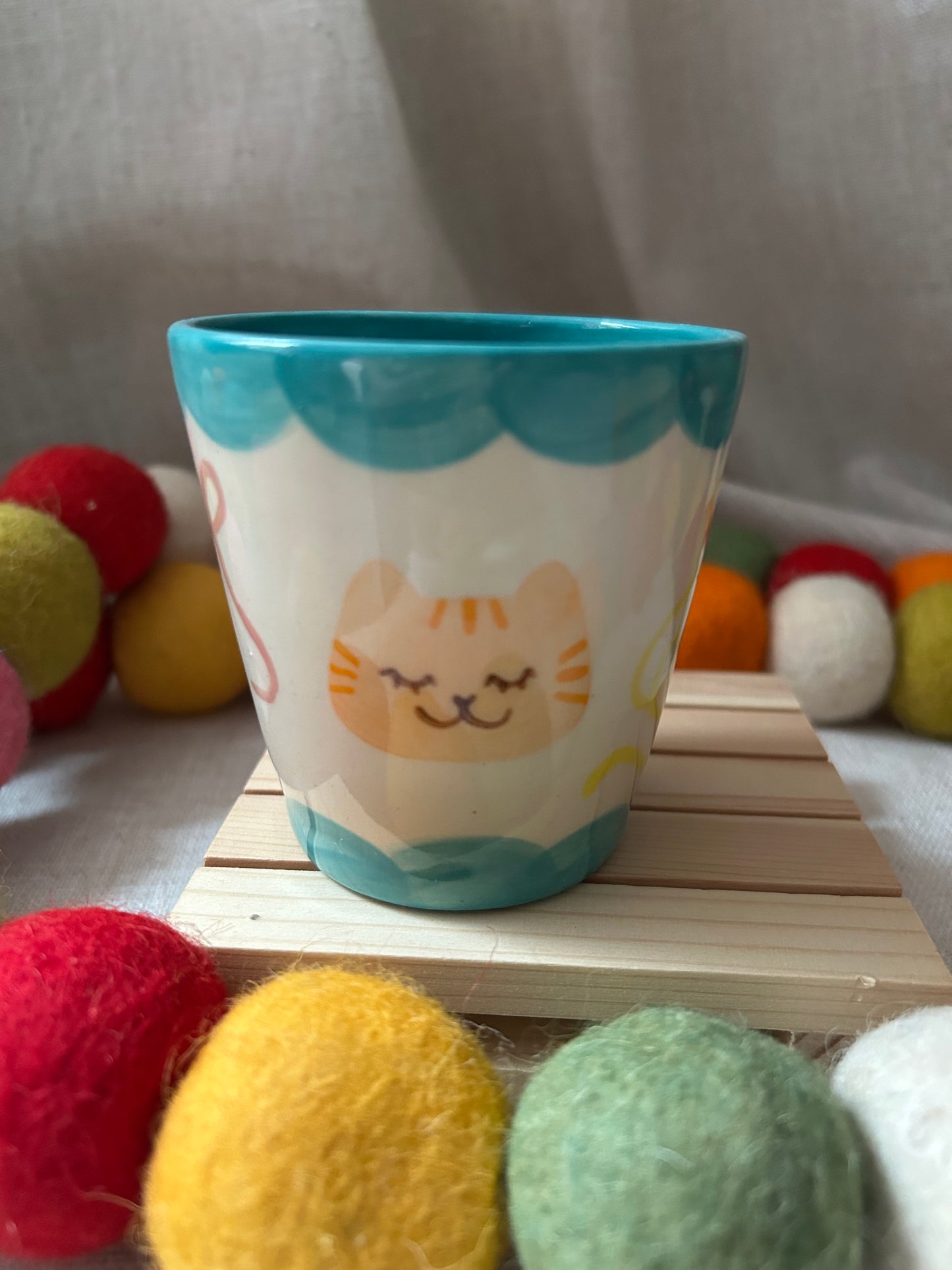 Cat Cup: Yarn Blue