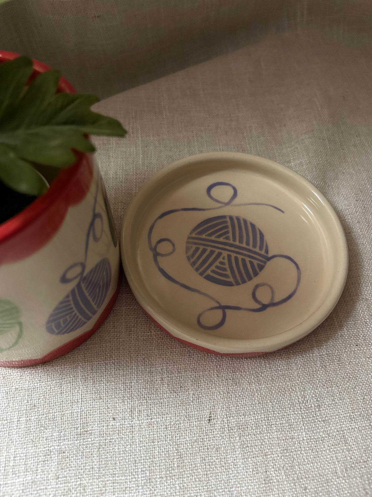 Cat Planter- Yarn Kitty Red