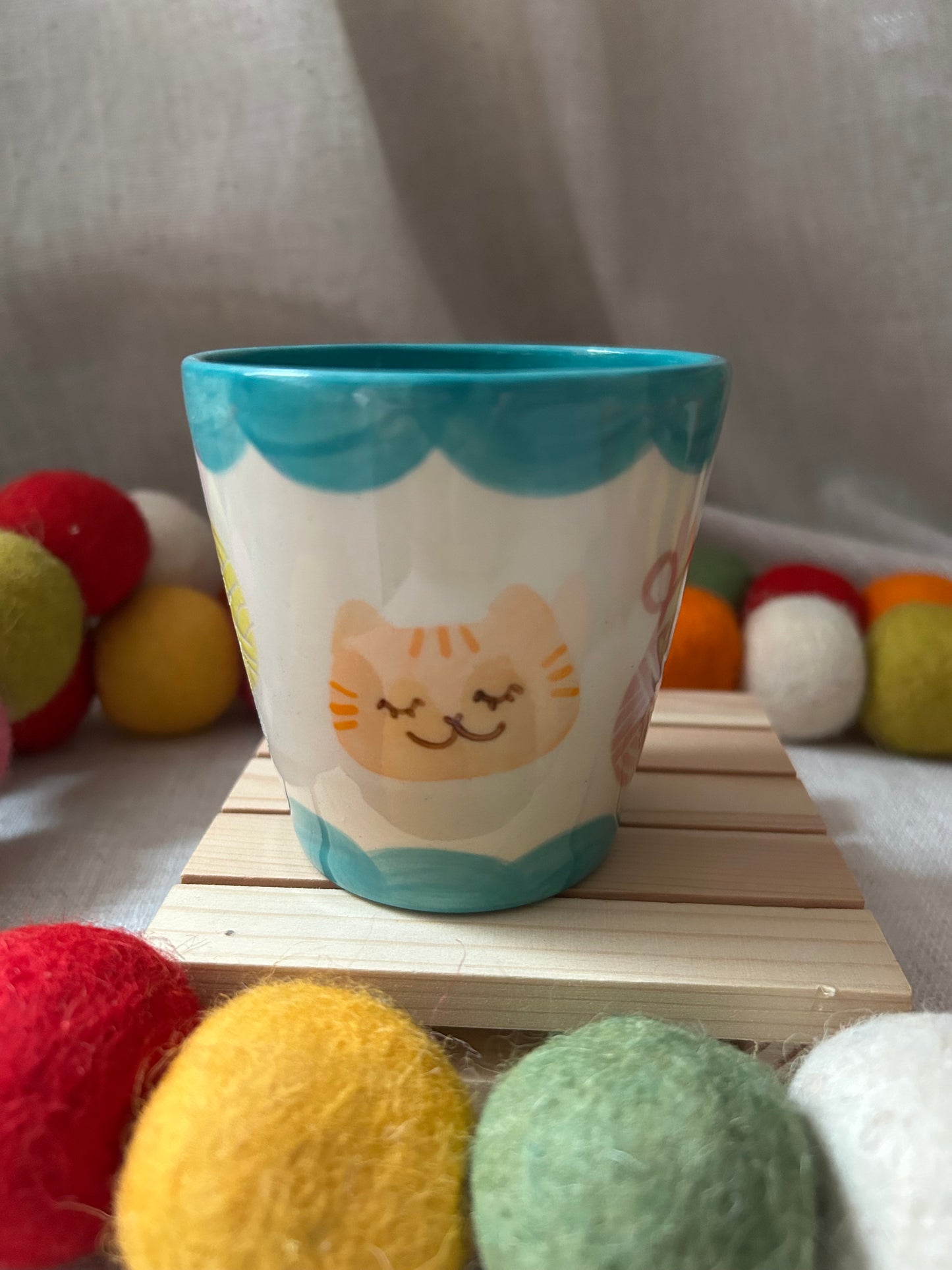 Cat Cup: Yarn Blue