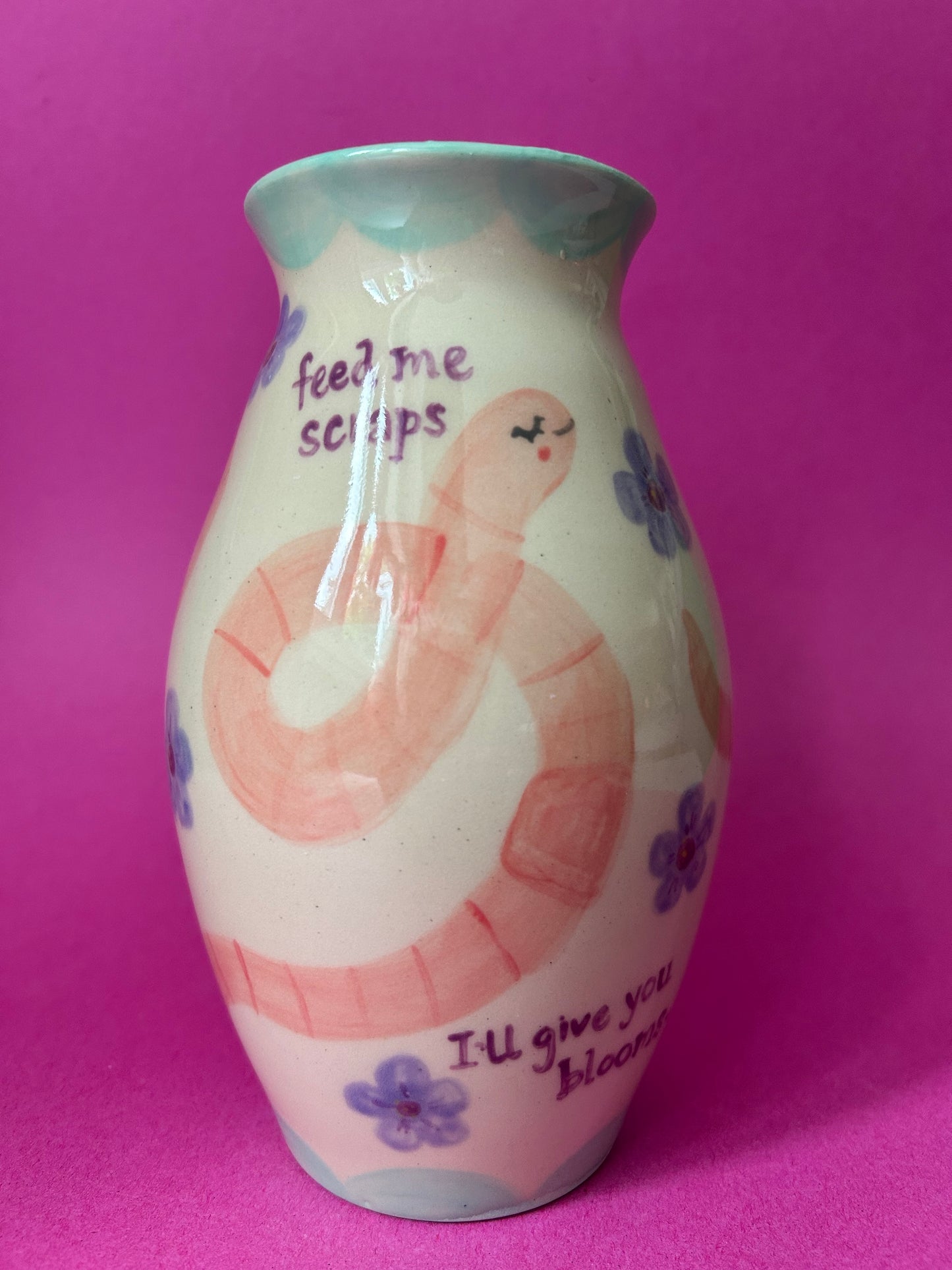 Worm Vase- mint green